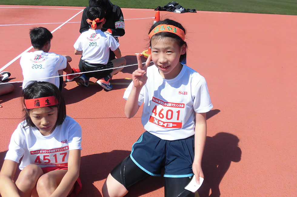 4年女子は佐多さんが7分31秒で初優勝。
