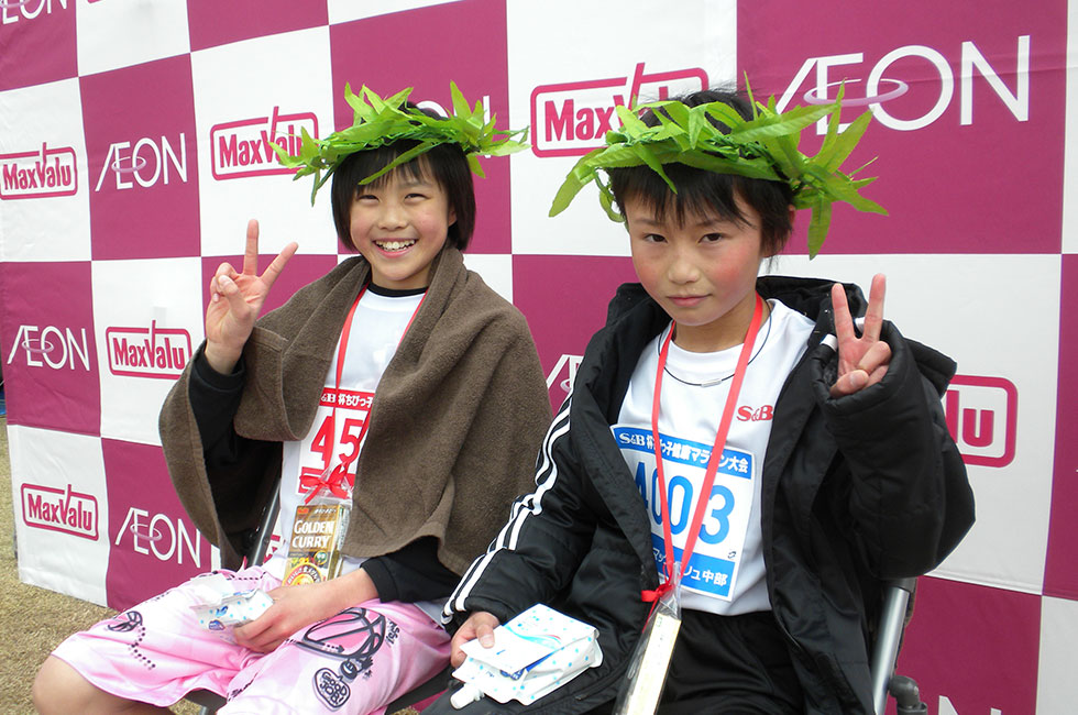 4年男子は杉浦くん、女子は刀根さんが共に初優勝でした。