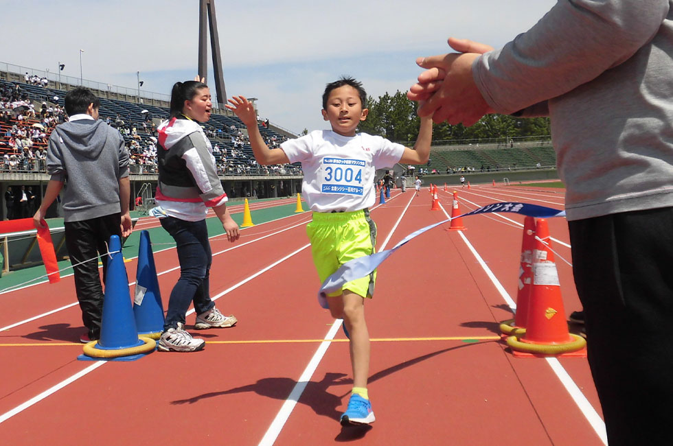 3年男子は寺田くんが7分34秒の好記録で初優勝。