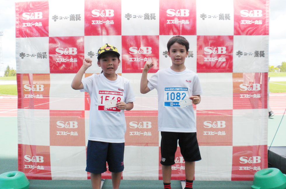 1年男子は泉くんが大会新。女子は村井さんが優勝。