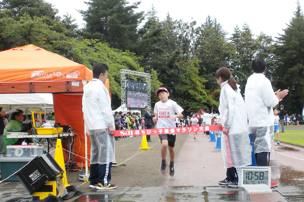 4年女子は越田さんが初優勝。