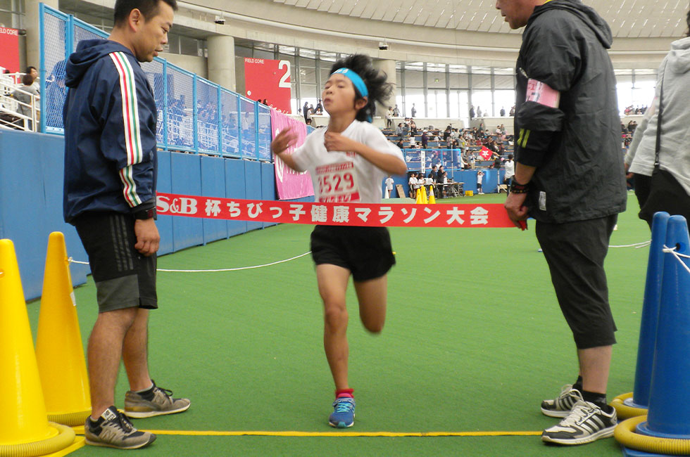 3年女子は清木さんが好記録で優勝。