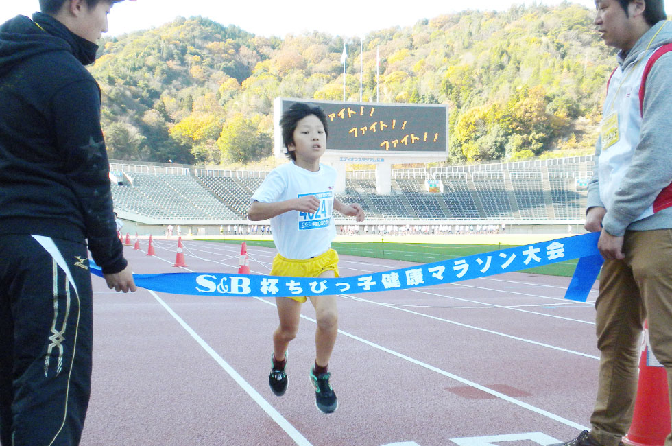 4年男子は蝉谷くんが3度目の優勝。