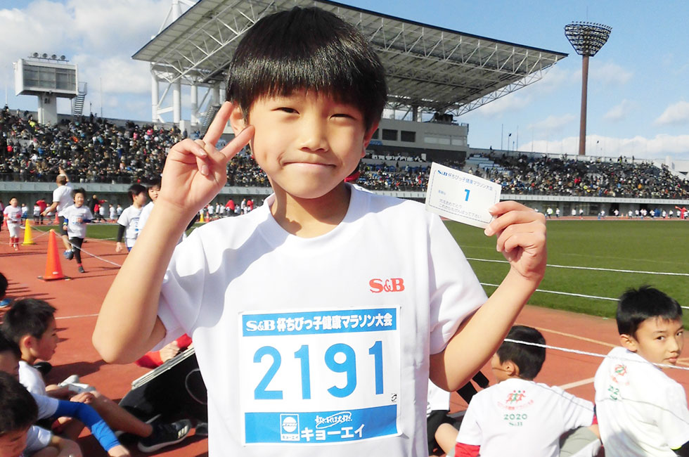 2年男子は宮崎くんが5分56秒で優勝。