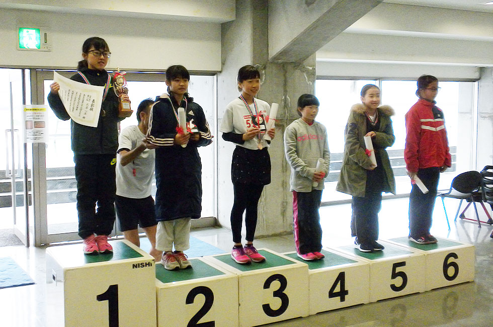 5年女子は武藤さんが大会記録更新の3連覇。