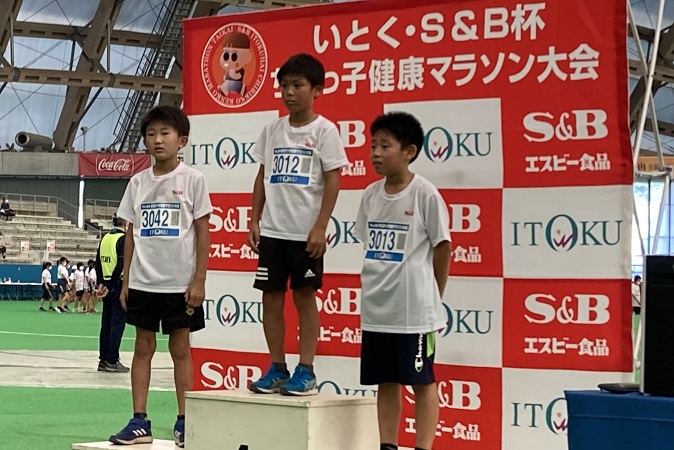 3年男子は宮澤くんが優勝、2位は渡邊くん、3位は佐々木くんでした。