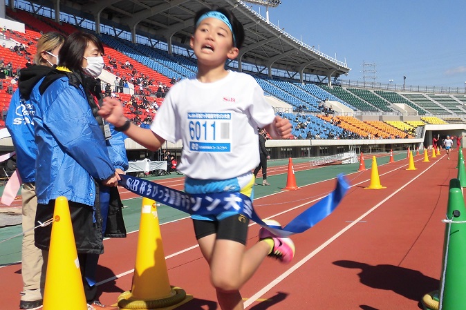 6年男子は過去優勝経験を持つ井畑くんがの好記録で優勝。