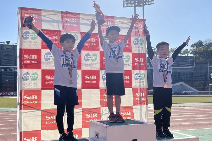 1年男子優勝は保井くん、菊池くん最後まで縺れた。3位は城くんでした。