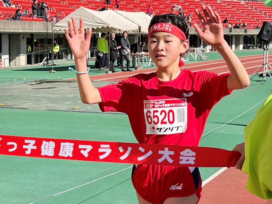 6年女子優勝の野村さん！熊本大会歴代5位に入る記録です。
