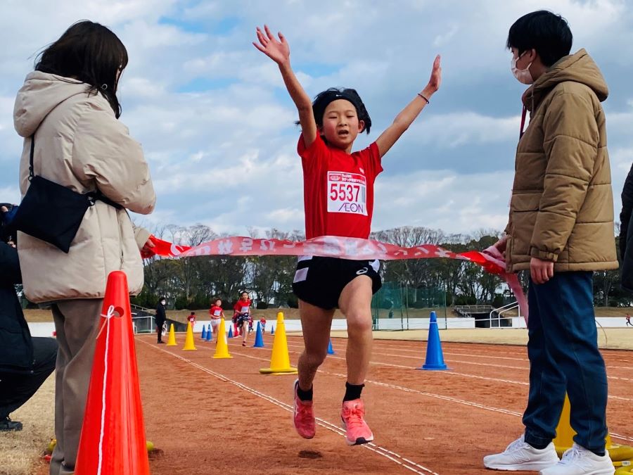 5年女子優勝の畠山さん！