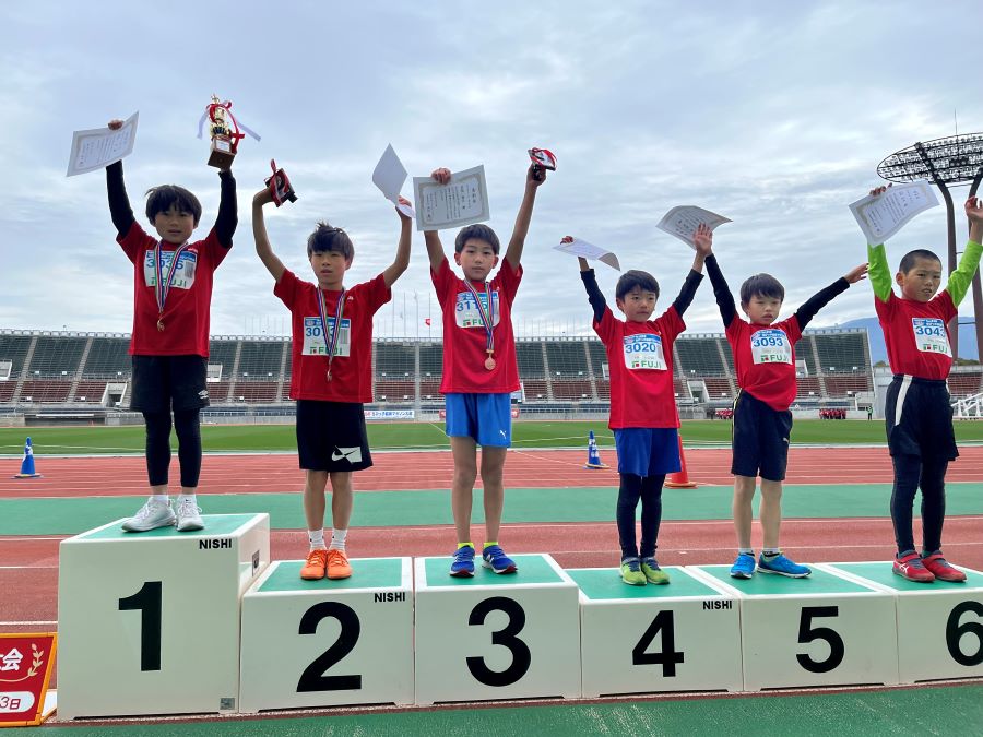 3年男子入賞の6名！1位から順に、北村くん、濱田くん、吉見くん、大森くん、松浦くん、河野くん。