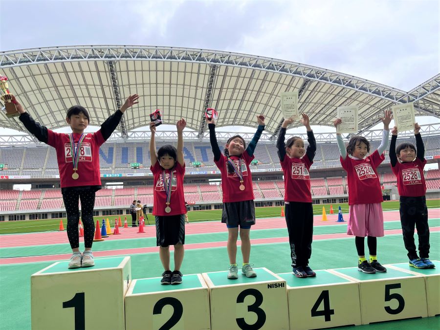 2年女子は竹内さんが優勝、2位は渡邉さん、3位は神田さん、遠藤さん、吉田さん、河久さんでした。