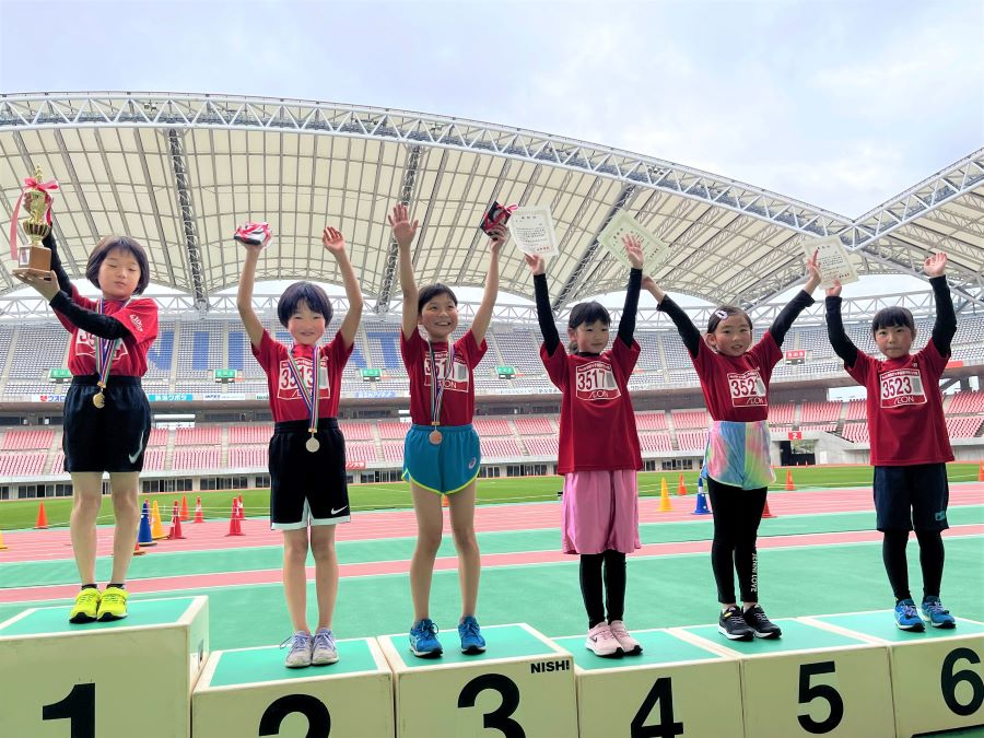 3年女子は真島さんが優勝、2位は佐藤さん、3位は伊丹さん、塚田さん、中川さん、早川さんでした。