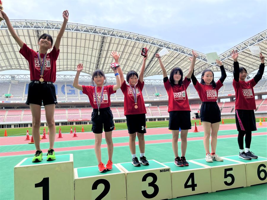 5年女子は丸山さんが優勝、2位は小林さん、3位は永田さん、西方さん、玉木さん、宮崎さんでした。