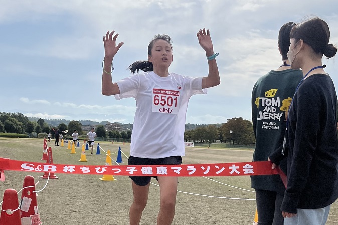 6年女子は松永さんが2連覇。