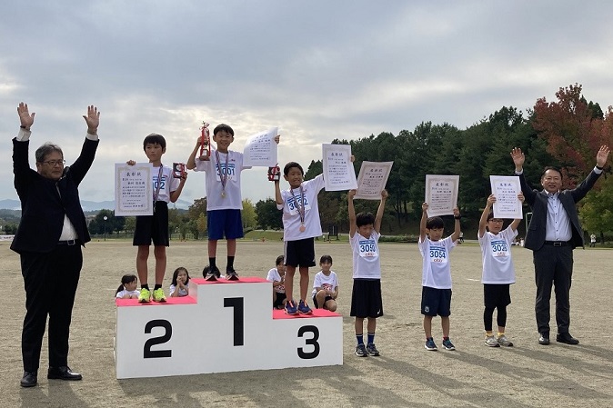 3年男子優勝は藤原くん、2位は新村くん、3位は中江くん、森本くん、矢野くん、高田くん。