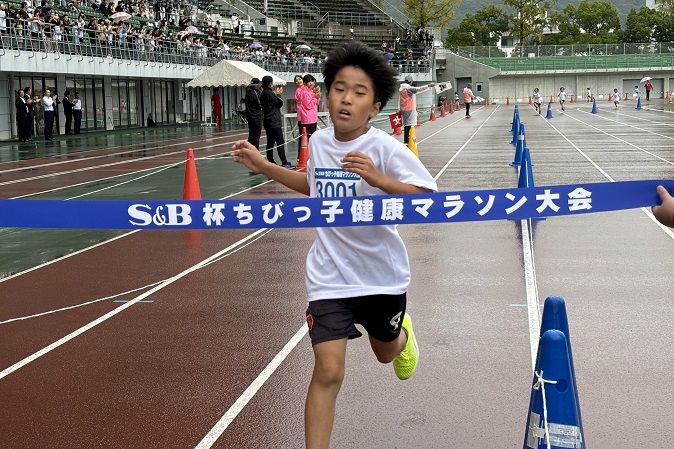 3年男子は吉本さんが優勝。