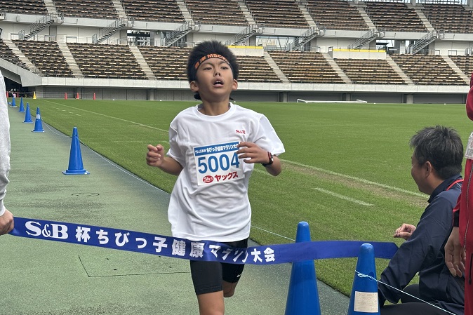 5年男子優勝は落合くん大会記録更新。