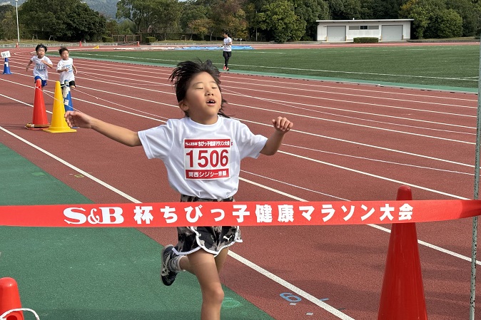 1年女子は飯田さんが優勝。