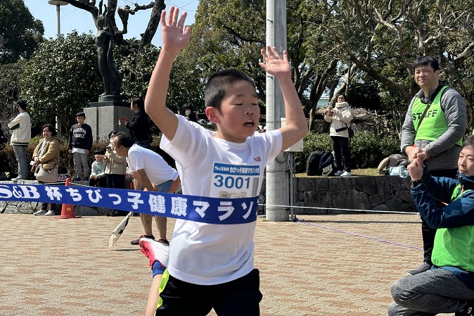 3年男子は石村くんが2連覇。