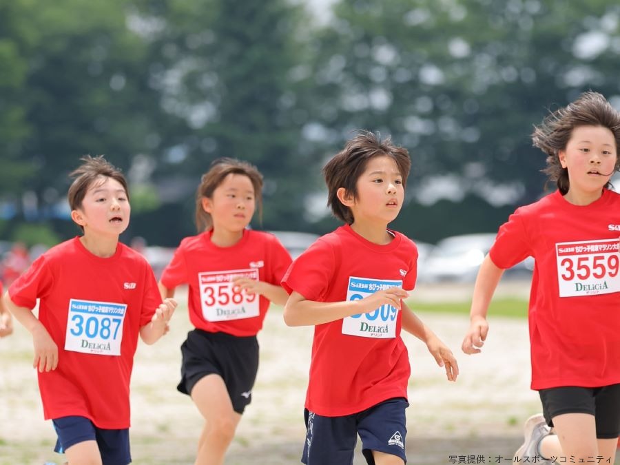ゴールに向かって走る3年生！