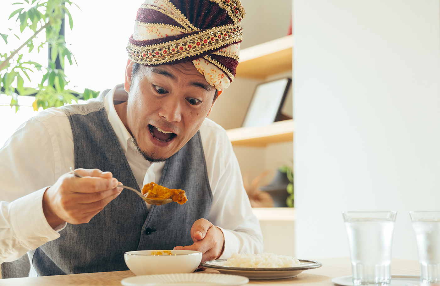 アジャンタの「骨付きチキンカレー」