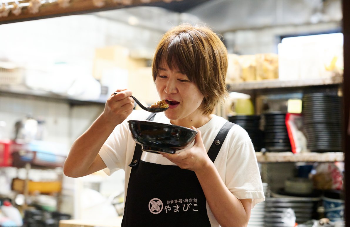 店主 / 若谷亜依 さん