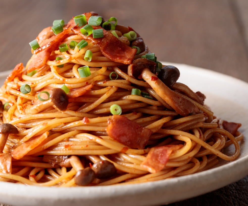 無敵のタッグ！辛味噌バターのコク旨パスタ